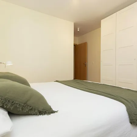 Tenanatura By Bevalle Apartment Escarrilla